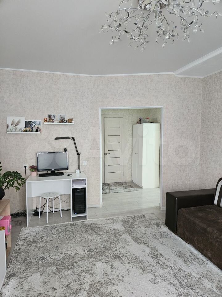 3-к. квартира, 80 м², 2/5 эт.