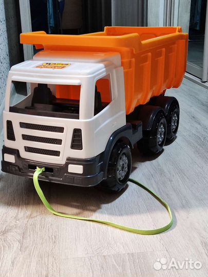 Большой грузовик игрушка