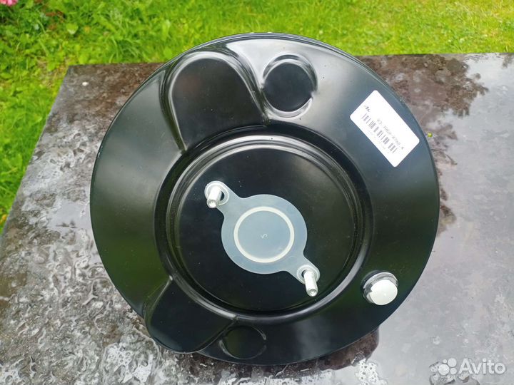 Вакуумный усилитель тормозов