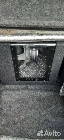 Сабвуфер alpine 12