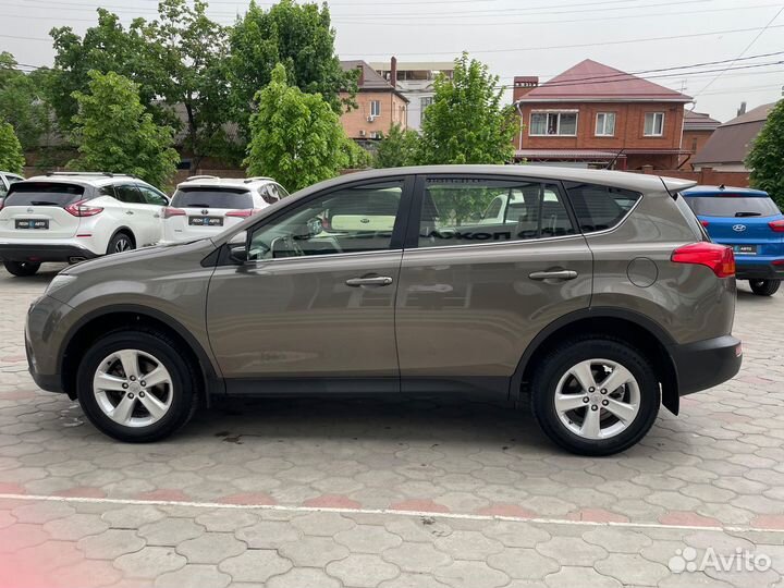 Toyota RAV4 2.0 CVT, 2013, 224 208 км