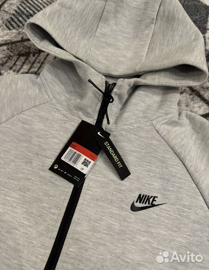 Спортивная кофта nike