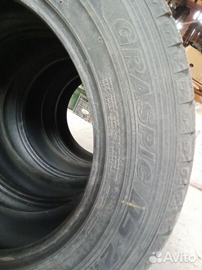 Dunlop Graspic DS2 215/60 R16 95Q