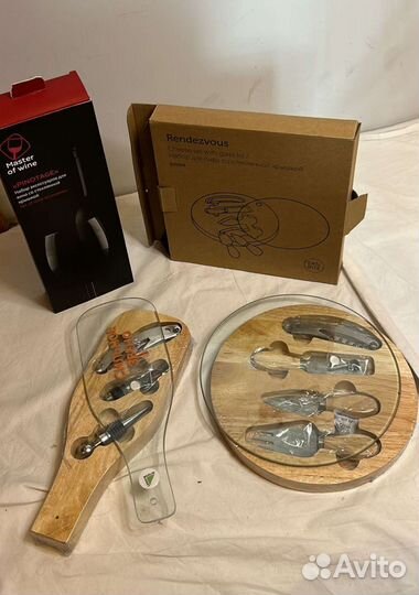 Набор аксессуаров для вина и сыра