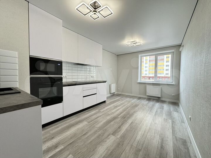 3-к. квартира, 85 м², 2/27 эт.