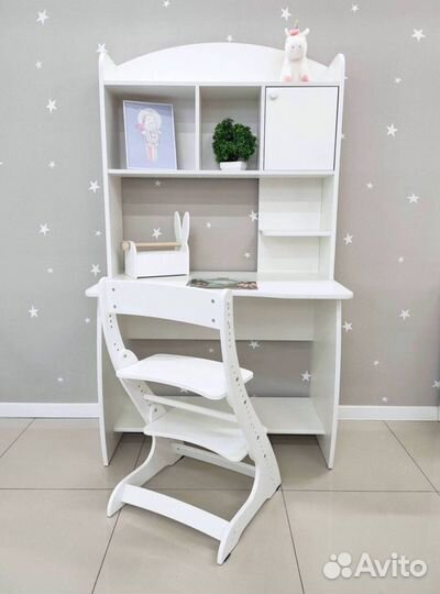 Стол в стиле IKEA