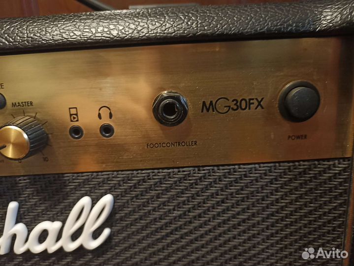 Гитарный комбоусилитель marshall