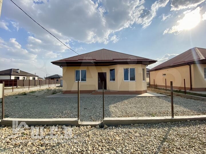 Дом 96,5 м² на участке 4 сот.