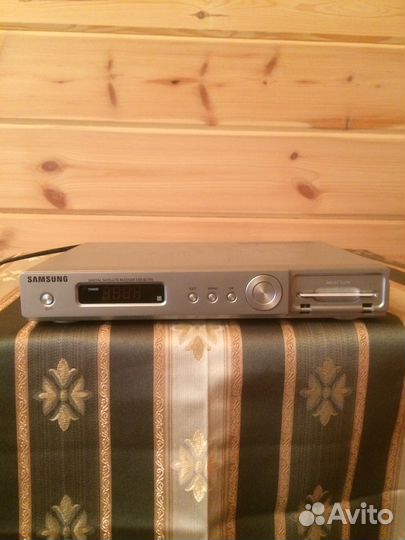 Ресивер Sumsung DSB-B270V с пультом