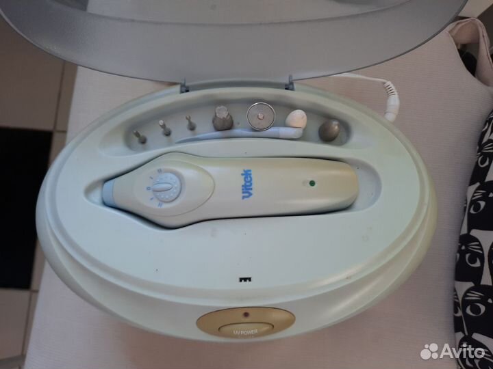 Маникюрный набор с лампой