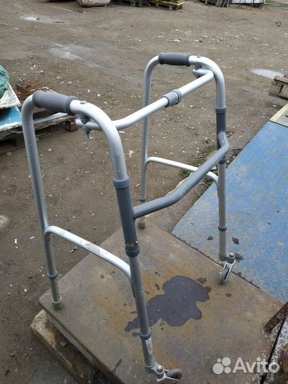 Ходунки для взрослых