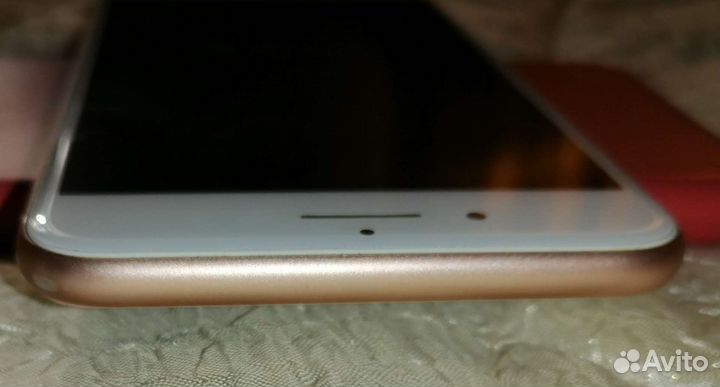 Телефон iPhone