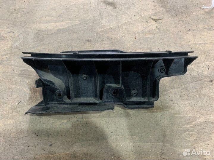 Кронштейн бампера задний левый Audi А6 С6