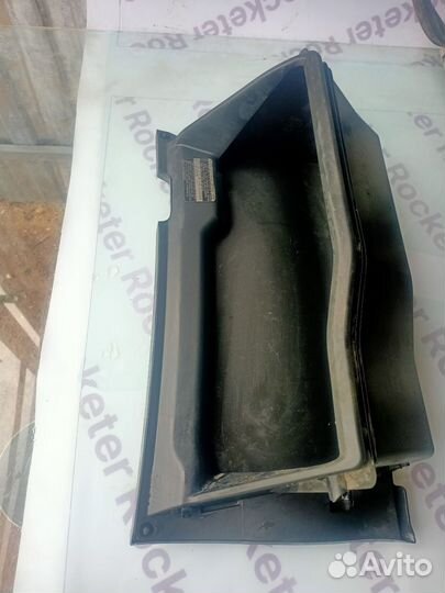 Бардачок Toyota Corolla 150