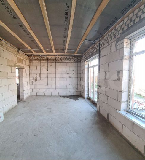 Дом 112 м² на участке 7,5 сот.