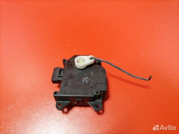 Сервопривод заслонок печки Toyota Ipsum SXM10G