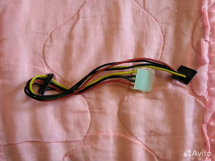 Переходник molex на SATA и шлейфы