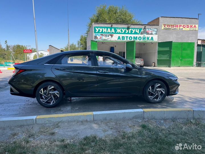 Hyundai Elantra 1.5 CVT, 2024, 35 км