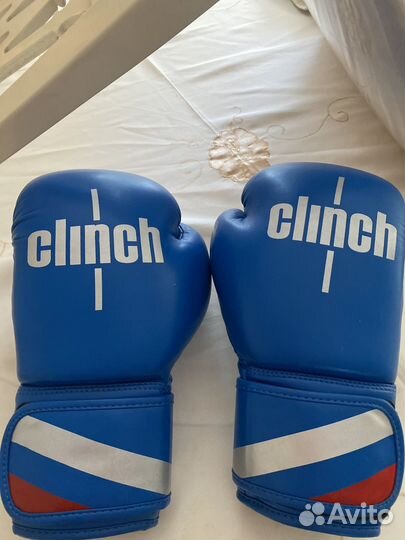 Боксерские перчатки 10 oz