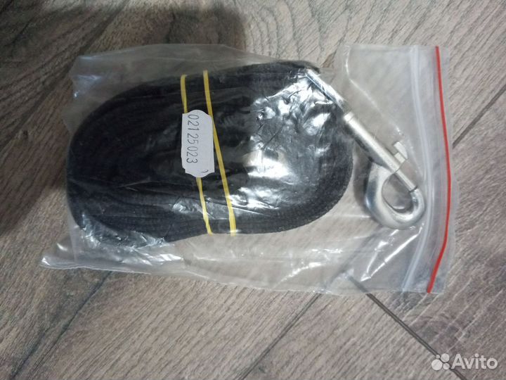 Поводок,домик