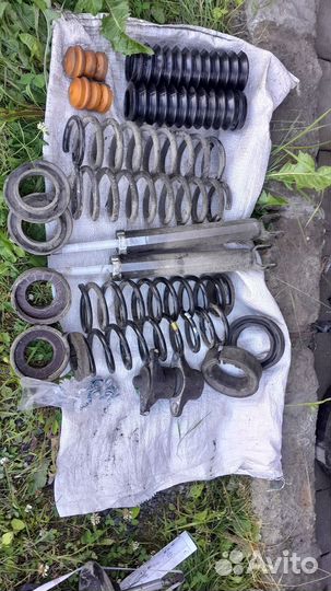 Задние стойки в сборе hyundai elantra hd