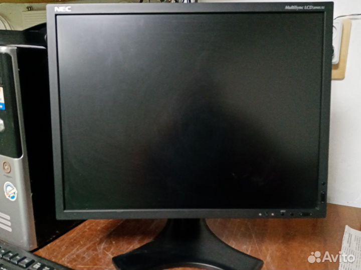Монитор NEC MultiSync LCD2090Uxi