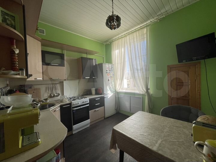 3-к. квартира, 88 м², 4/4 эт.