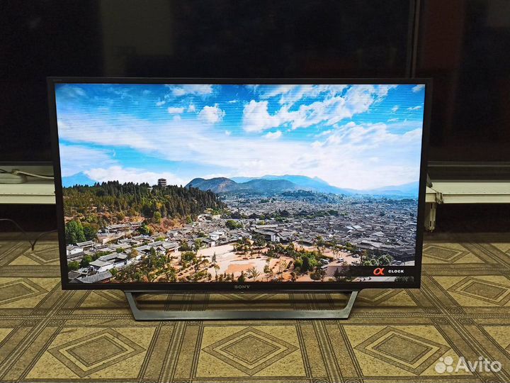 Sony Bravia 40(102) /Smart TV/Wi-FI/Full HD