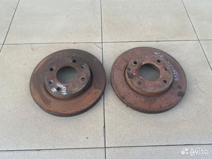 Тормозной диск передний Hyundai Elantra 3 XD 2.0