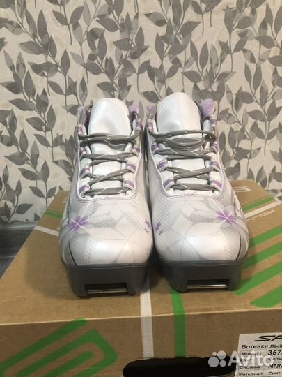 Беговые лыжи tisa