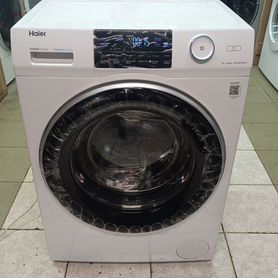 Новая стиральная машина 7кг. Haier HW70-BP12969A