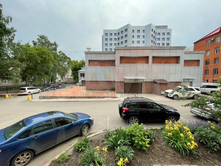 Здание в деловом центре, 474 м2