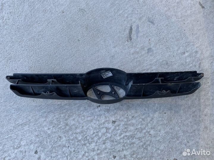 Решетка радиатора Хендай Атос