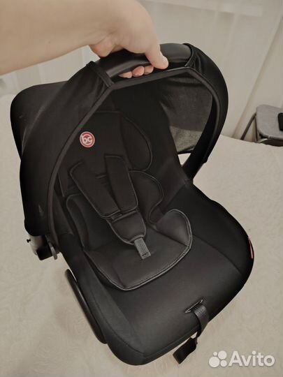 Автомобильное кресло