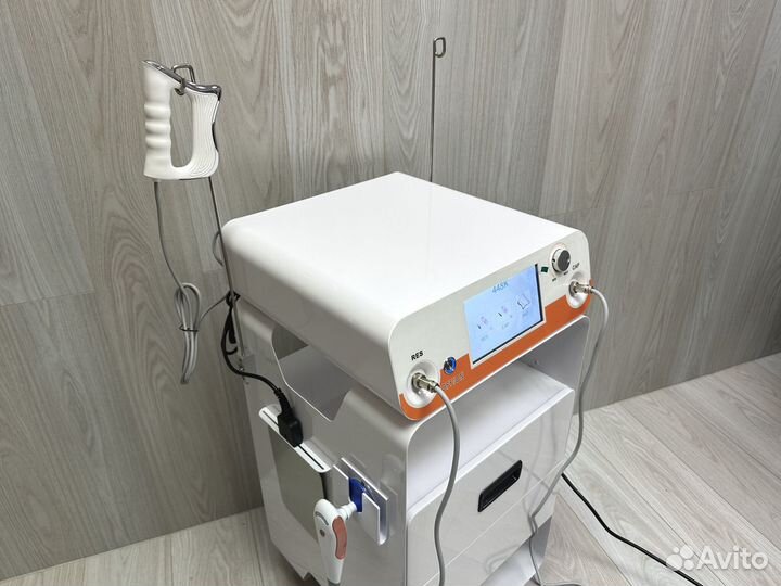 Аппарат для коррекции фигуры Indiba Aktiv Ret Cet 448 индиба и обучение