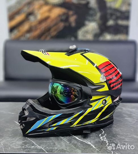 Шлем кроссовый XL