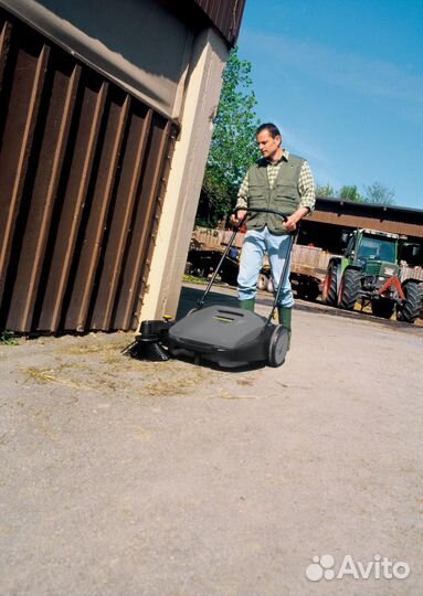 Новая Подметальная машина Karcher KM 70/15 C