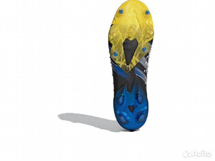 Футбольные бутсы adidas predator freak x Marvel FG