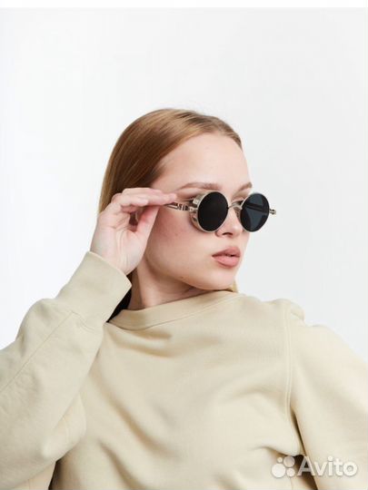 Модные солнцезащитные очки стимпанк