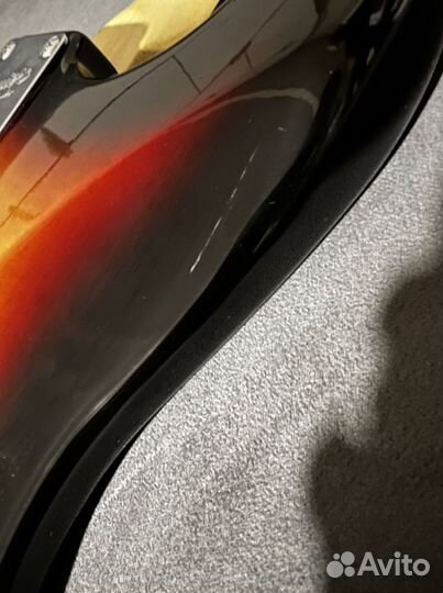 Гитара и комбоусилитель Fender