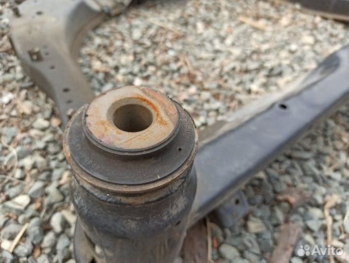 Балка подвески передняя Nissan Teana L33 QR25DE