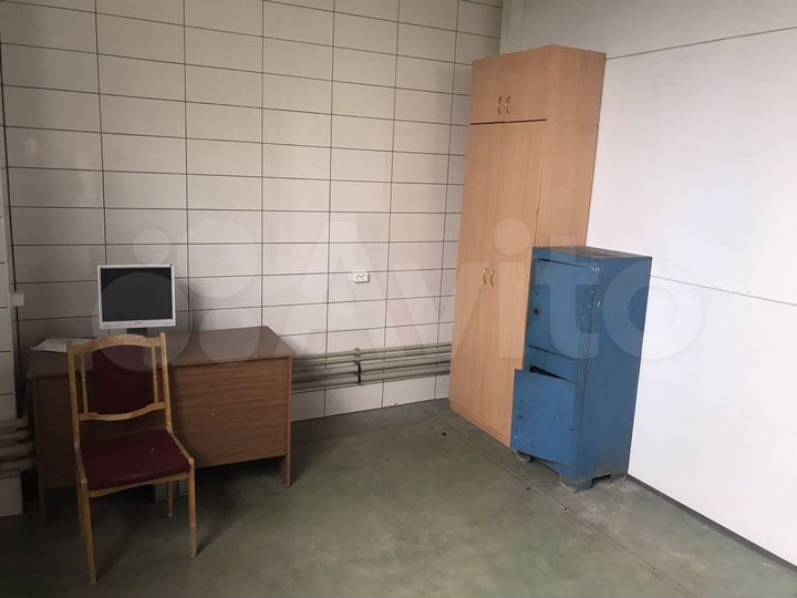 Склад, 300 м²