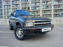 Chevrolet Blazer 4.3 AT, 1997, 300 000 км, с пробегом, цена 515 000 руб.