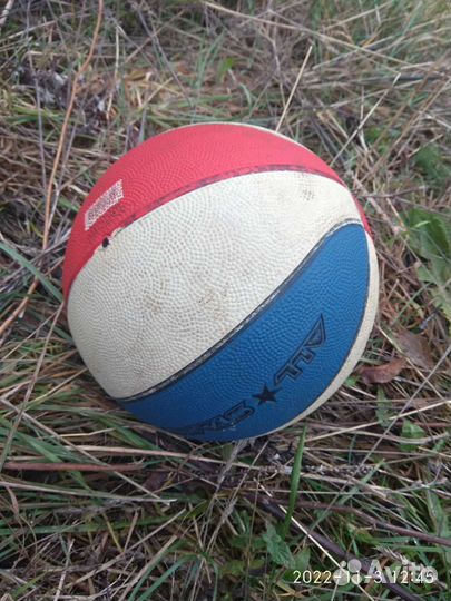 Баскетбольный мяч