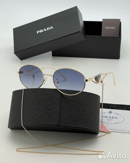 Солнцезащитные очки prada
