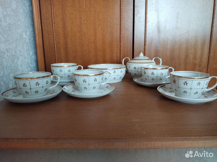 Сервиз чайный, фарфоровый