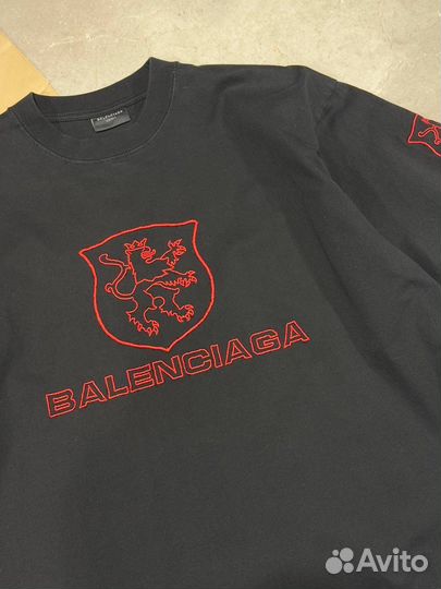 Футболка Balenciaga Топ 2025