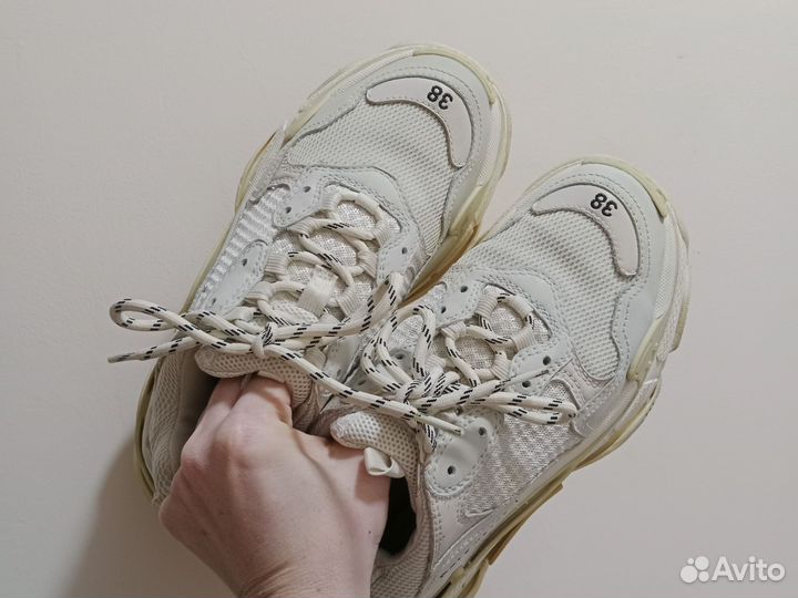 Balenciaga кроссовки Triple S 38