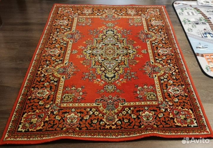 Ковер шерстяной