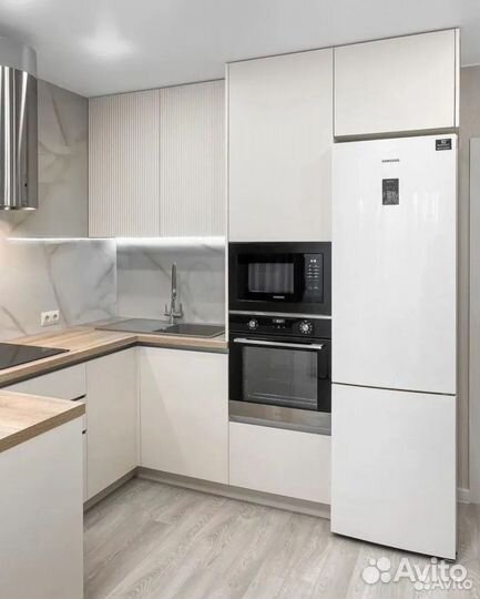 Кухня на заказ с мойкой